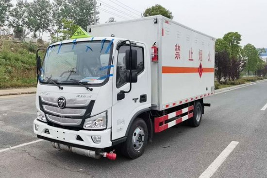 福田欧马可易燃气体厢式运输车(4.1米)